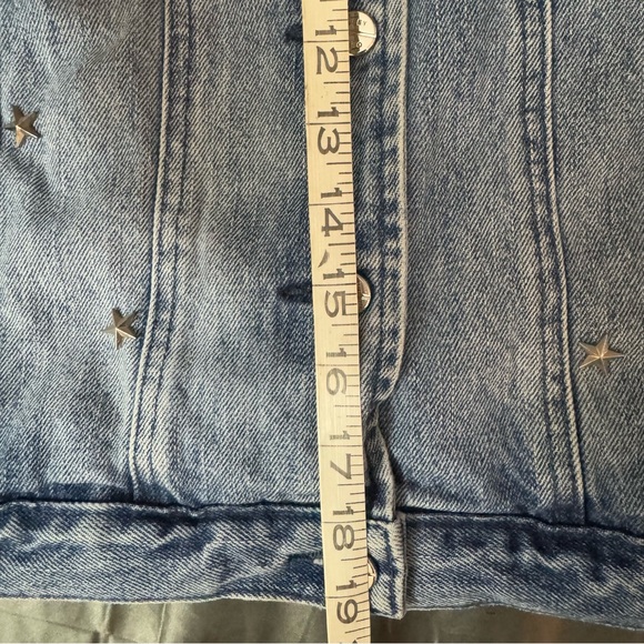 Obey cropped star studded denim jean jacket stardom size medium - Picture 14 of 14